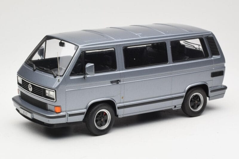 Volkswagen T3 Porsche B32 Minibus Bleu KK-Scale 1:18 KKDC180221 Métal Moulé