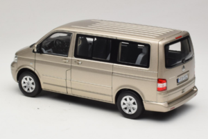 Volkswagen T5 Multivan Beige Metallic Norev 1:18 188602 Métal Moulé — image 4 sur 8