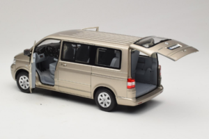 Volkswagen T5 Multivan Beige Metallic Norev 1:18 188602 Métal Moulé — image 7 sur 8