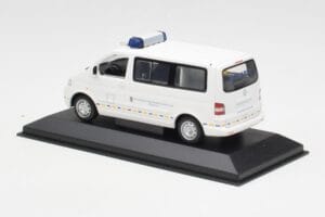 Volkswagen T5 Multivan Bundeswehr Médecin d'Urgence Prototype Minichamps 1:43 400052291-P1 Métal Moulé — image 3 sur 4