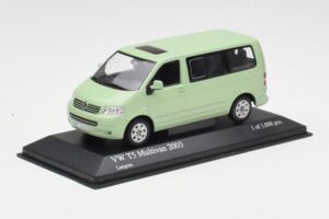 Volkswagen T5 Multivan California Vert Citron Minichamps 1:43 400052201 Métal Moulé — image 2 sur 4
