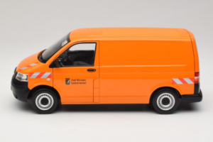 Volkswagen T5 Transporter Stadt Würselen Norev 1:18 188618 Métal Moulé — image 3 sur 8