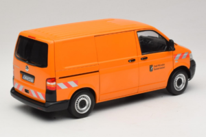 Volkswagen T5 Transporter Stadt Würselen Norev 1:18 188618 Métal Moulé — image 5 sur 8
