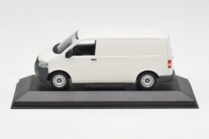 Volkswagen T5 Transporter Blanc Minichamps 1:43 T5002-B Métal Moulé