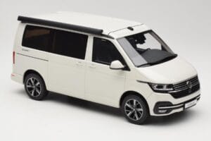 Volkswagen T6.1 California Ocean Candy White Otto 1:18 OT488 Résine — image 4 sur 6