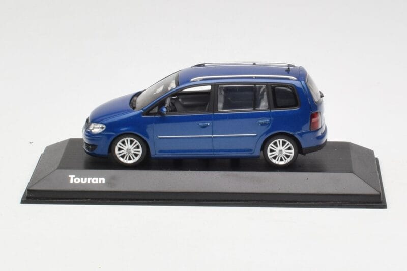 Volkswagen Touran Bleu Minichamps 1:43 TOURAN002 Métal Moulé