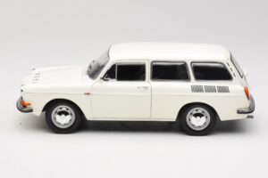 Volkswagen Type 3 1600 L Variant Police Minichamps 1:18 100051091 Métal Moulé — image 4 sur 8