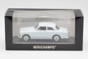 Volvo 121 Amazon Bleu Vif Minichamps 1:43 430171007 Métal Moulé — image 4 sur 4