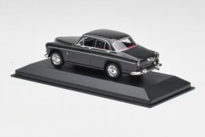 Volvo 121 Amazon Gris Minichamps 1:43 430171061 Métal Moulé — image 3 sur 4