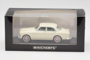 Volvo 121 Amazon Blanc Minichamps 1:43 430171040 Métal Moulé — image 4 sur 4