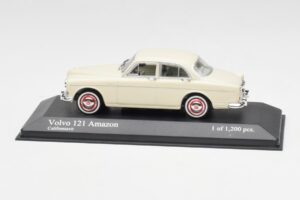 Volvo 121 Amazon Blanc Minichamps 1:43 430171040 Métal Moulé