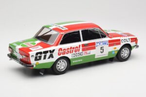 Volvo 142 #5 H. Mikkola / E. Rautanen Rally 1000 Lakes 1973 MCG 1:18 MCG18529R Métal Moulé — image 2 sur 6