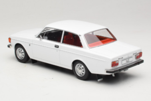 Volvo 142 Blanc MCG 1:18 MCG18445 Métal Moulé — image 5 sur 6