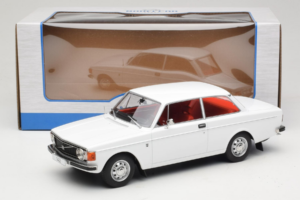 Volvo 142 Blanc MCG 1:18 MCG18445 Métal Moulé — image 6 sur 6