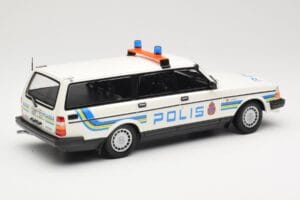 Volvo 240 GL Break Polis Sweden Minichamps 1:18 155171480 Métal Moulé — image 2 sur 6