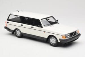 Volvo 240 GL Break Blanc Minichamps 1:18 155171412 Métal Moulé — image 4 sur 6