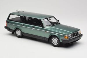 Volvo 240 GL Estate Green Metallic Minichamps 1:18 155171410 Métal Moulé — image 4 sur 6