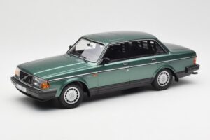 Volvo 240 GL Vert Métallisé Minichamps 1:18 155171400 Métal Moulé