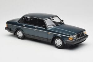 Volvo 240 GL Petrol Metallic Minichamps 1:18 155171407 Métal Moulé — image 4 sur 6