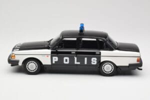 Volvo 240 GL Polis Sweden Noir Minichamps 1:18 155171497 Métal Moulé — image 3 sur 6