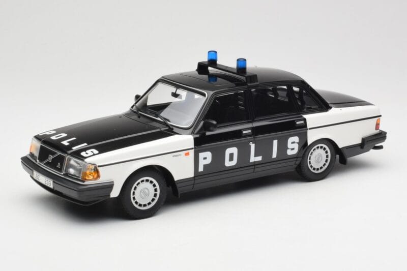 Volvo 240 GL Polis Sweden Noir Minichamps 1:18 155171497 Métal Moulé