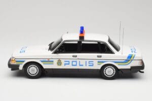 Volvo 240 GL Polis Sweden Minichamps 1:18 155171490 Métal Moulé — image 3 sur 6