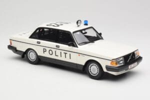 Volvo 240 GL Politi Denmark Minichamps 1:18 155171495 Métal Moulé — image 4 sur 6