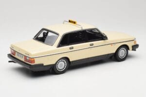 Volvo 240 GL Taxi Minichamps 1:18 155171494 Métal Moulé — image 2 sur 6