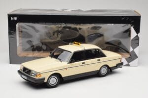 Volvo 240 GL Taxi Minichamps 1:18 155171494 Métal Moulé — image 6 sur 6