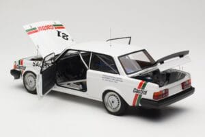 Volvo 240 Turbo #21 P. Stureson DTM Winner Wunstorf 1985 AUTOart 1:18 88592 Métal Moulé — image 5 sur 8