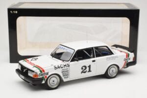 Volvo 240 Turbo #21 P. Stureson DTM Winner Wunstorf 1985 AUTOart 1:18 88592 Métal Moulé — image 8 sur 8