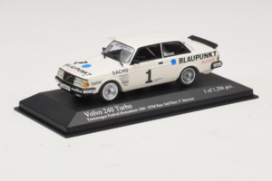 Volvo 240 Turbo #1 P. Stureson IPS Motorsport DTM 1986 Minichamps 1:43 400861701 Métal Moulé — image 2 sur 4