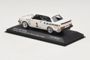 Volvo 240 Turbo #1 P. Stureson IPS Motorsport DTM 1986 Minichamps 1:43 400861701 Métal Moulé — image 3 sur 4