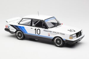 Volvo 240 Turbo #10 R. Francevic Winner ATCC 1986 IXO 1:18 18RMC176 Métal Moulé — image 4 sur 6