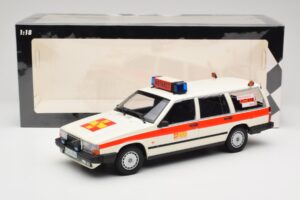 Volvo 740 GL Break ASB Köln Minichamps 1:18 155171794 Métal Moulé — image 6 sur 6