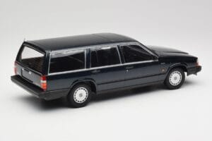 Volvo 740 GL Break Vert Foncé Métallisé Minichamps 1:18 155171771 Métal Moulé — image 2 sur 6