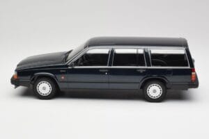 Volvo 740 GL Break Vert Foncé Métallisé Minichamps 1:18 155171771 Métal Moulé — image 3 sur 6