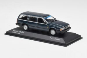Volvo 740 GL Estate Bleu Vert Métallique Minichamps 1:43 943171713 Métal Moulé — image 3 sur 4