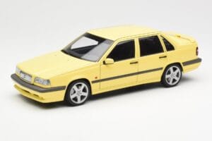 Volvo 850 T-5R Jaune AUTOart 1:18 79501 Métal Moulé