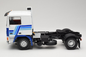 Volvo F12 Bleu Blanc Road Kings 1:18 RK180033 Métal Moulé — image 4 sur 8