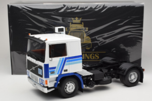 Volvo F12 Bleu Blanc Road Kings 1:18 RK180033 Métal Moulé — image 8 sur 8