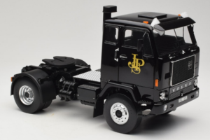 Volvo F88 John Player Special Black MCG 1:18 MCG18217 Métal Moulé — image 6 sur 8