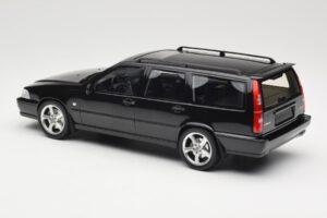 Volvo V70 R P80 Noir DNA 1:18 DNA000232 Métal Moulé — image 5 sur 6