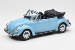 Volkswagen Beetle 1303 Cabriolet Bleu Clair Norev 1:18 188531 Métal Moulé