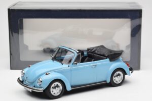 Volkswagen Beetle 1303 Cabriolet Bleu Clair Norev 1:18 188531 Métal Moulé — image 6 sur 6