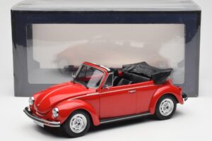 Volkswagen Beetle 1303 Cabriolet Rouge Norev 1:18 188529 Métal Moulé — image 6 sur 6