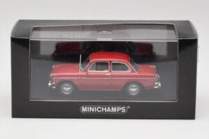 Volkswagen 1500 Ruby Rouge Minichamps 1:43 VW001 Métal Moulé — image 4 sur 4