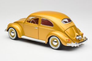 Volkswagen Beetle Or Bburago 1:18 3361 Métal Moulé — image 7 sur 8