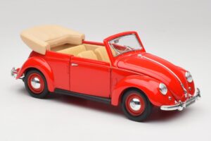 Volkswagen Cabriolet Ruby Rouge Maisto 1:18 32826 Métal Moulé — image 6 sur 8