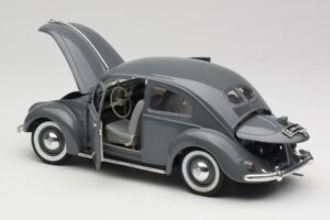 Volkswagen Export Sedan Agave Grey Maisto 1:18 100299 Métal Moulé — image 5 sur 8